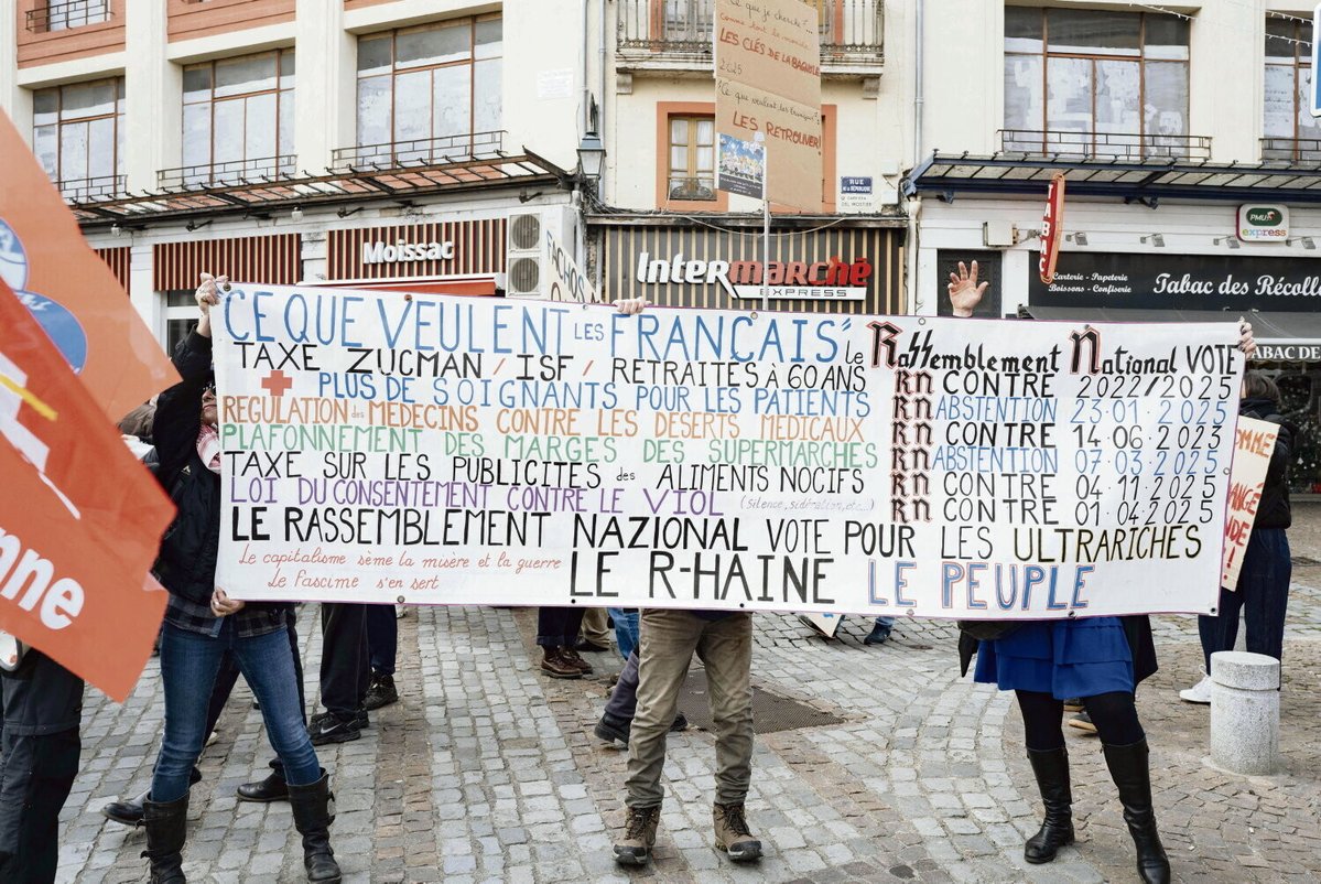 humanite_fr's tweet photo. Taxe Zucman, impôts : à l’Assemblée nationale, le RN fait bloc pour préserver les cadeaux fiscaux aux plus riches et aux entreprises 

➡️ https://t.co/HqmqKqL2cp https://t.co/9KFke2QNEu