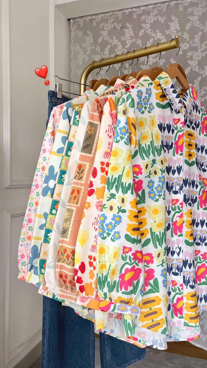 solaflwr's tweet photo. NEMU KEMEJA YANG SUPER COLORFULL GONJRENG . Bosen sama motif kemeja itu-itu aja, kataku koleksi kemeja ini deh biar lebih berwarna lemari dan sepanjang hari kalian. https://t.co/TrhCqCQe4W