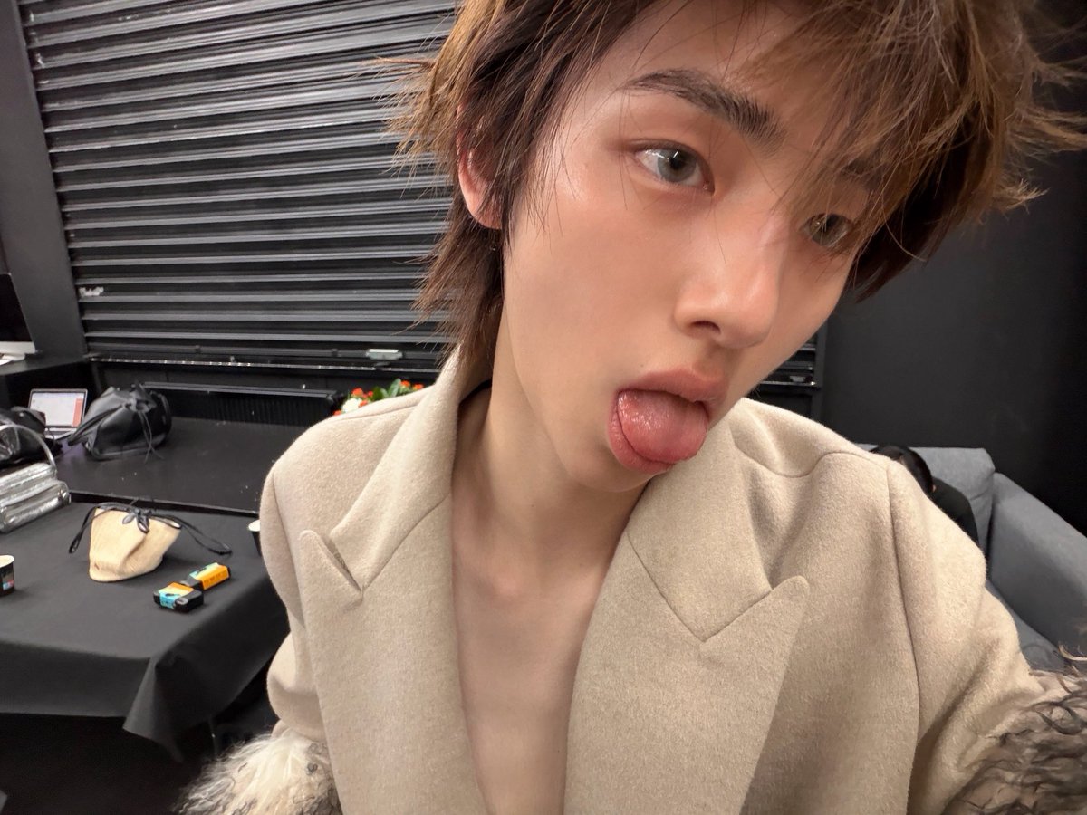 juhnn's tweet photo. #cuteMonday https://t.co/CQpGl0bmpN