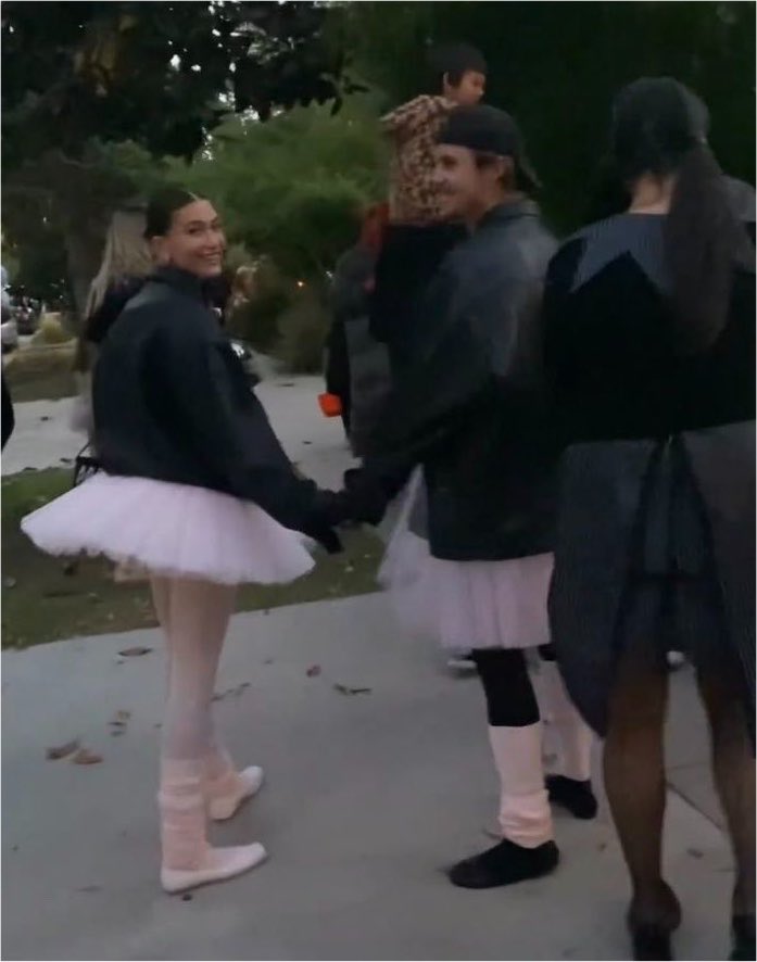 JAILEYSWRLD's tweet photo. justin would make the best girl dad 😭😭 https://t.co/oPGpP3P71c