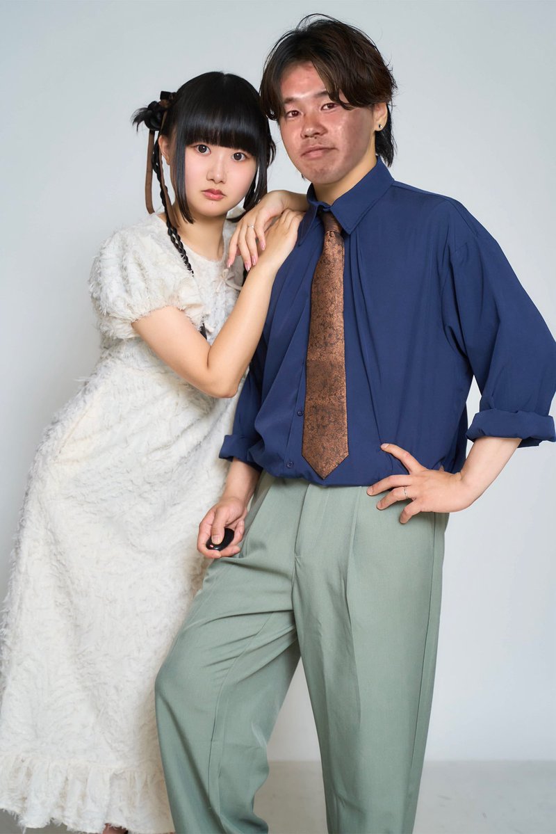 hatsupaya's tweet photo. 8月10日に籍入れました。
24歳です！人妻です！ https://t.co/LdOjNiAPtk