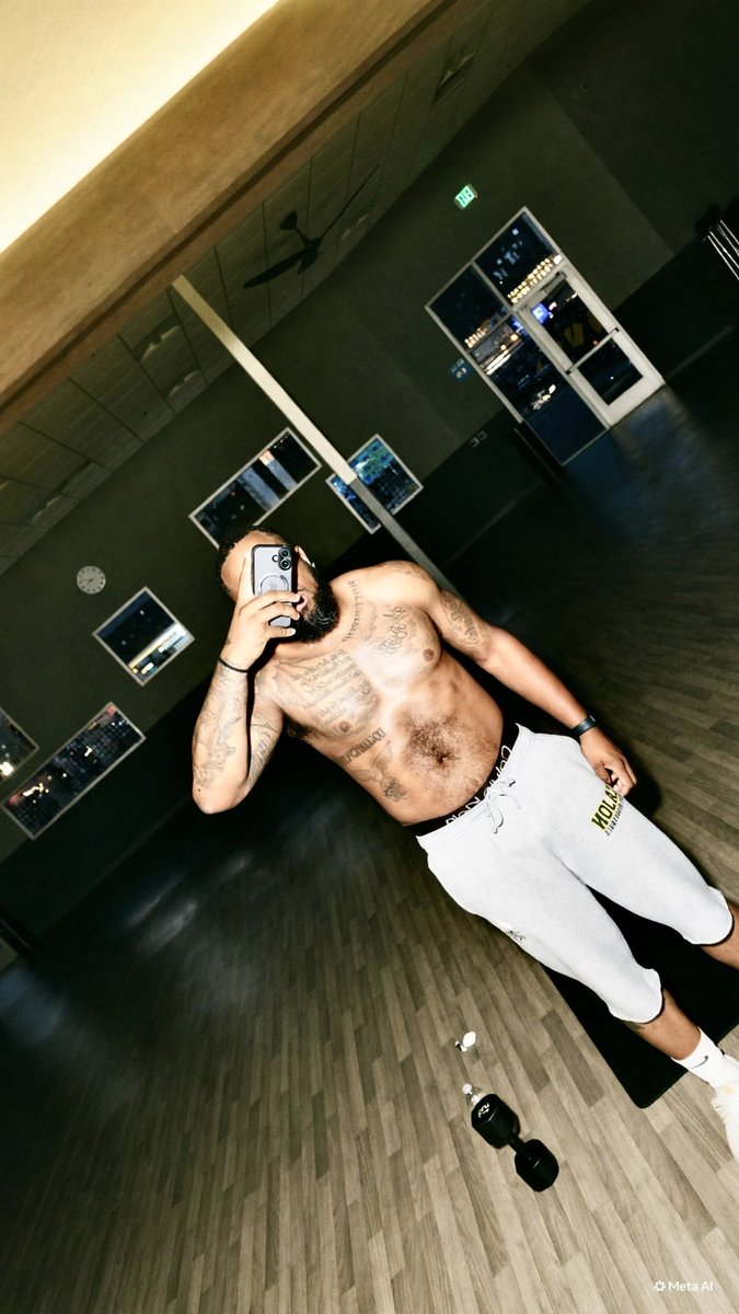 coachtyp_'s tweet photo. Keeping to myself. https://t.co/KfHByFqFWU
