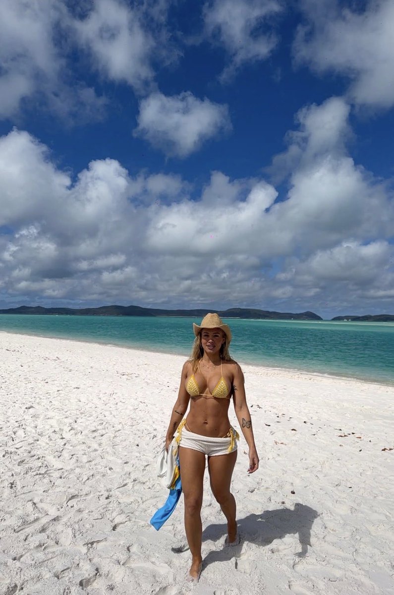 Roseang34396252's tweet photo. Temporarily on shore 

#fyp #page https://t.co/tUa1dPdrf5