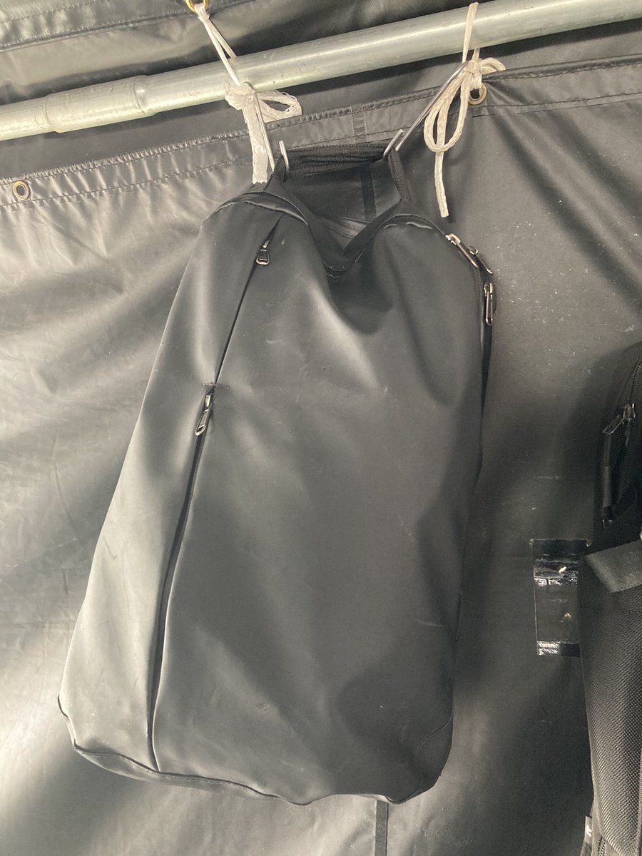 testcoppy's tweet photo. 本日もよさこいのお仕事。

S字フックはテント中の荷物の整理に便利と知る🪝 https://t.co/JlbIKT5XS1