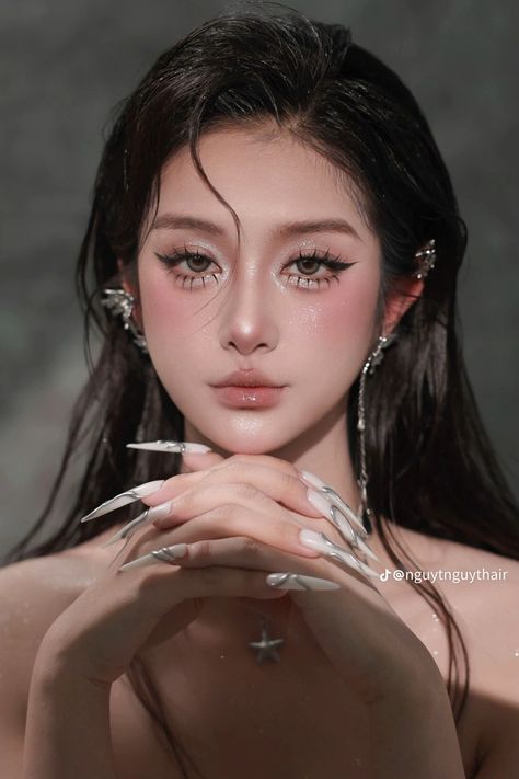 69Rias's tweet photo. Bold glam moment flawless makeup, dramatic liner, glossy lips, and those statement stiletto nails
AEO https://t.co/gxDOiF3j6d