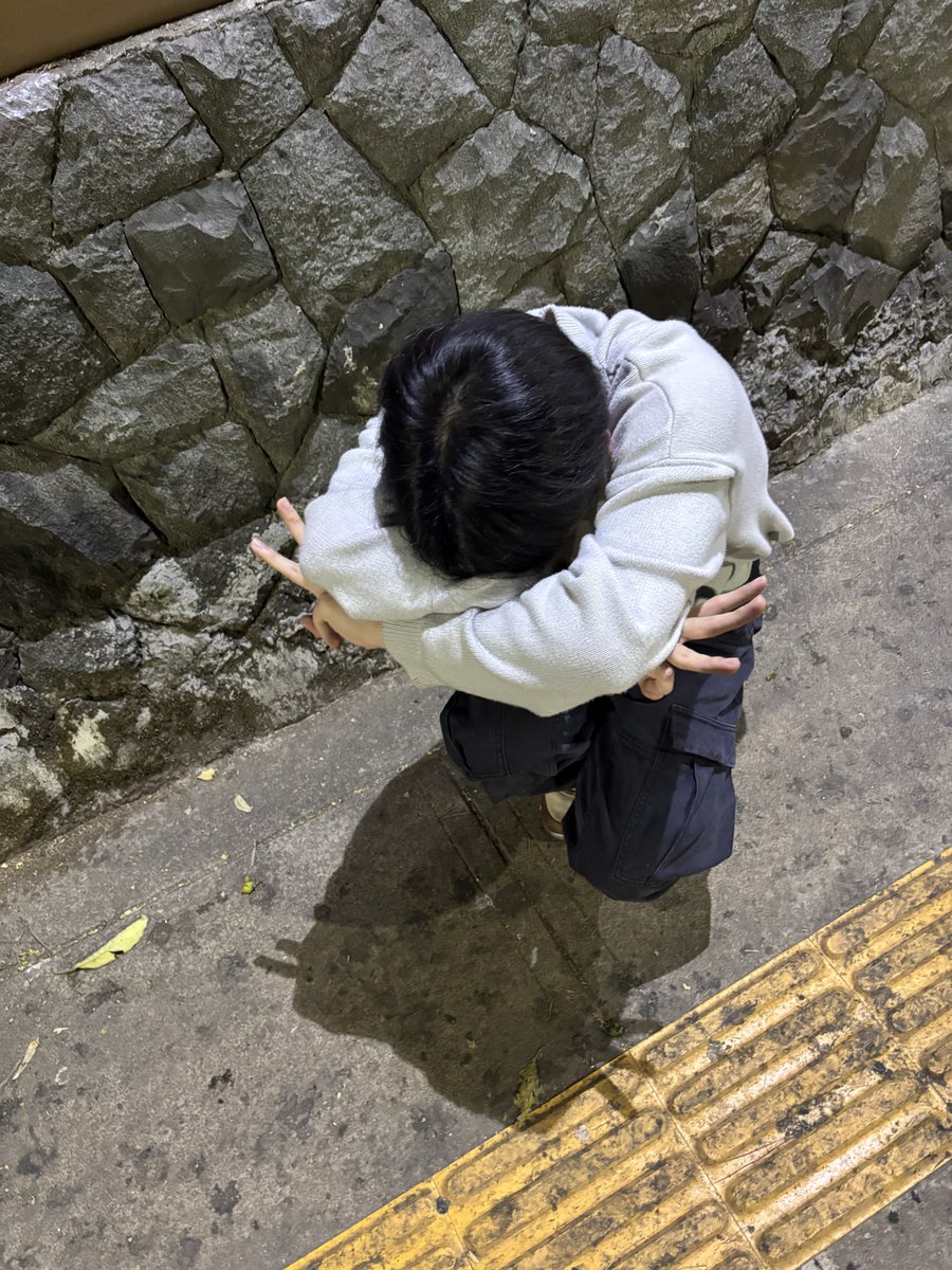 ch_uha_'s tweet photo. 디엠 해요 맞���해요
#ㄱㅊㅅ #게친소 https://t.co/dAA0pkrhY7