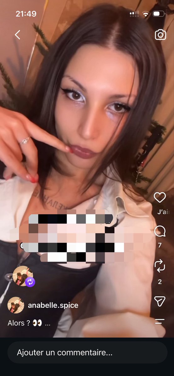 Valqlf3112's tweet photo. Sah les reufss allez l’ajouter sur Insta.. Ptdrrr comment la gadji elle m’a marabouté avec son visage comme sa, même moi j’suis choqué d’ma réaction.. Elle a troooooooop de charme c trooooppp #insta #day #cool #BeautyCare #life #true #art #gold #mood #tiktoklive #news #telegram https://t.co/ySJc0HPuIb