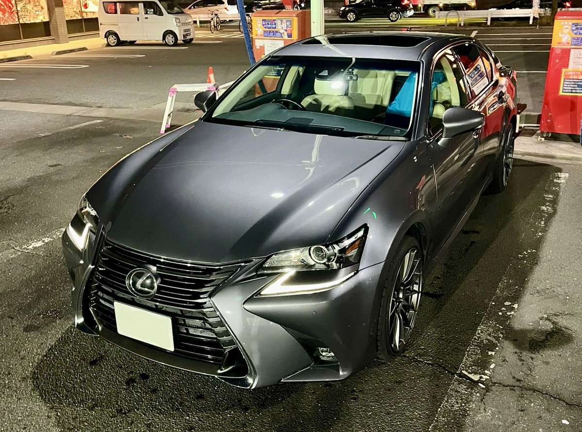 _A_R_I_A's tweet photo. 洗車により珍で張り付いた虫を排除 https://t.co/LvKoQQDyE3