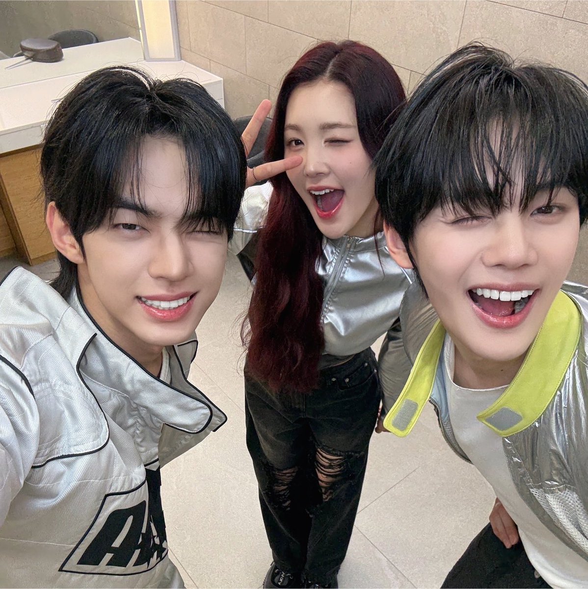 babygyuvin's tweet photo. 너무귀여워서 깔깔웃다가..   울음…… 너무보고싶어서… https://t.co/OP3UBID6XT