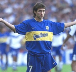 cauciello's tweet photo. Si sos de Boca y no lo querés a Guillermo dejame decirte que sos un pelotudo. https://t.co/RiCznvKb0N