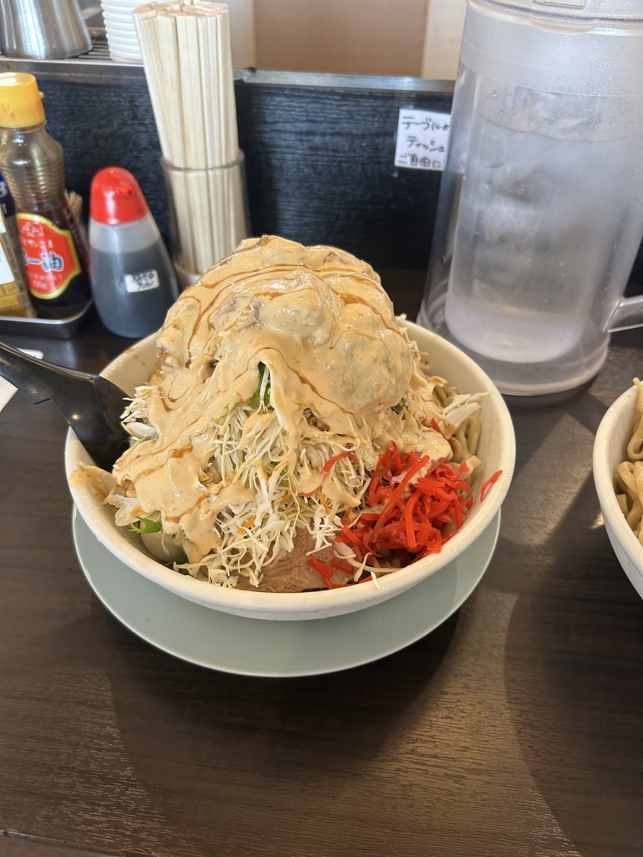 gudamer1234's tweet photo. #ラー麺 202641

聖地巡礼　㐧　弐捨肆戰目
（夏の風物詩　捨弐乃陣）

8/3 弐豚
長岡花火での興奮冷めやらぬ中、月曜って事で聖地へ凸
冷し 特盛×2 硬め
Y ガリマヨマシ 紅生 並 ザブトン

今回はザブトンがあり一安心
着丼すると正三尺玉×2を彷彿させ���ビジュにテンション爆上がり♪ https://t.co/BhH4XGbkiu