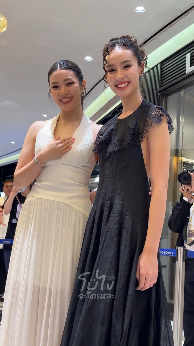 ThisIsBow888's tweet photo. องค์หญิงของพี่ งือออออ

GINNY JAYNA 8TH NAKARAT AWARDS
#GINJAYxNakaratAwards2026
#aangelinaass #ginnynatnicha https://t.co/ctvUxZU3Bg