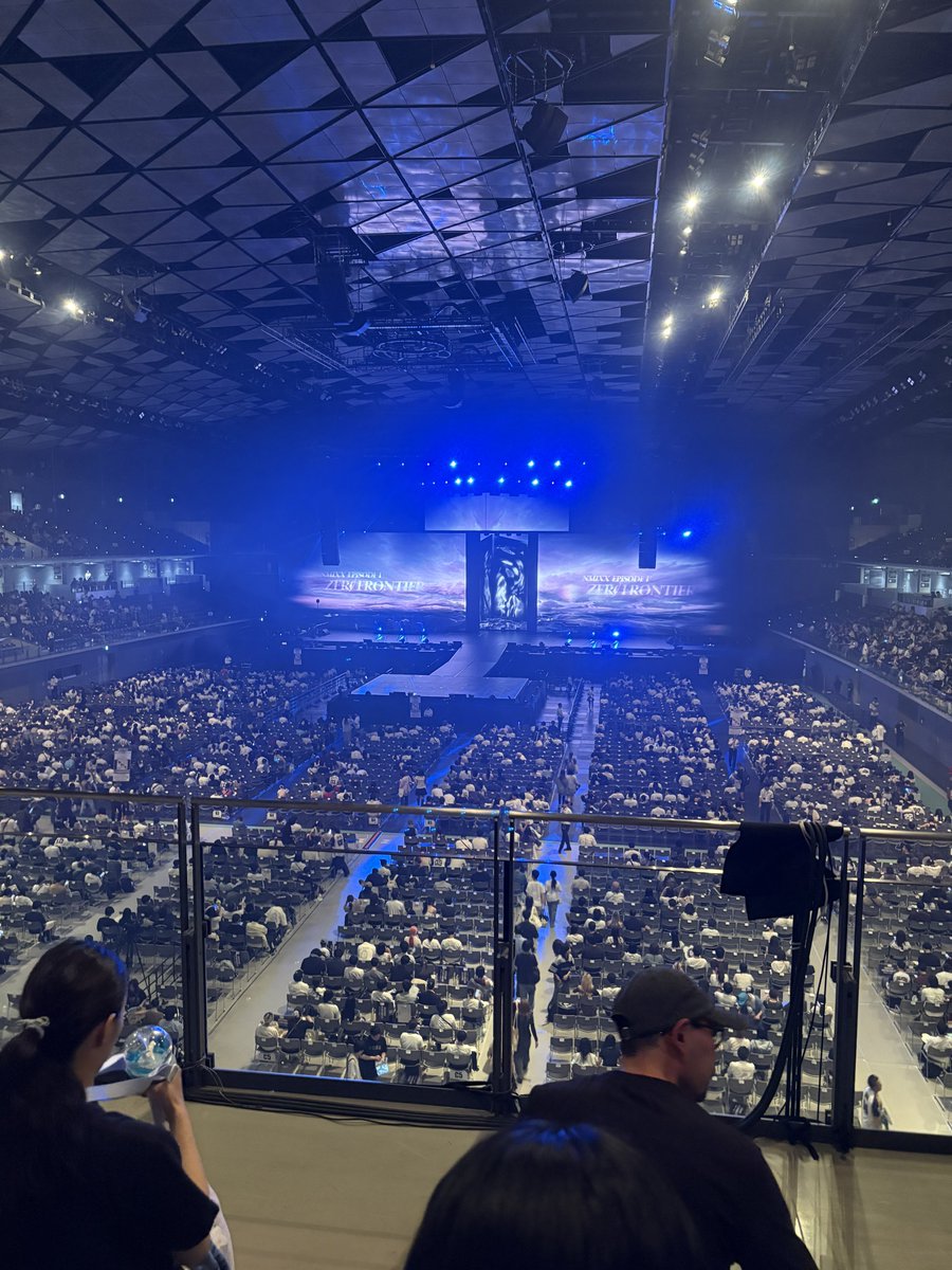 ozakpoplov's tweet photo. 2026 0806
NMIXX
NMIXX 1ST WORLD TOUR
 <EPISODE 1: ZERO FRONTIER> IN JAPAN

O.O(原曲ver.)から始まって、今までの公演であんまり聞かない曲も多くて神セトリでした！
Heavy Serenadeやっぱりいい曲😭
日本語たくさん覚えてきてくれて感動🥹

最高!NMIXXありがThanks!!

NMIXX 사랑!감사합니다!! https://t.co/ikALxrKvXn