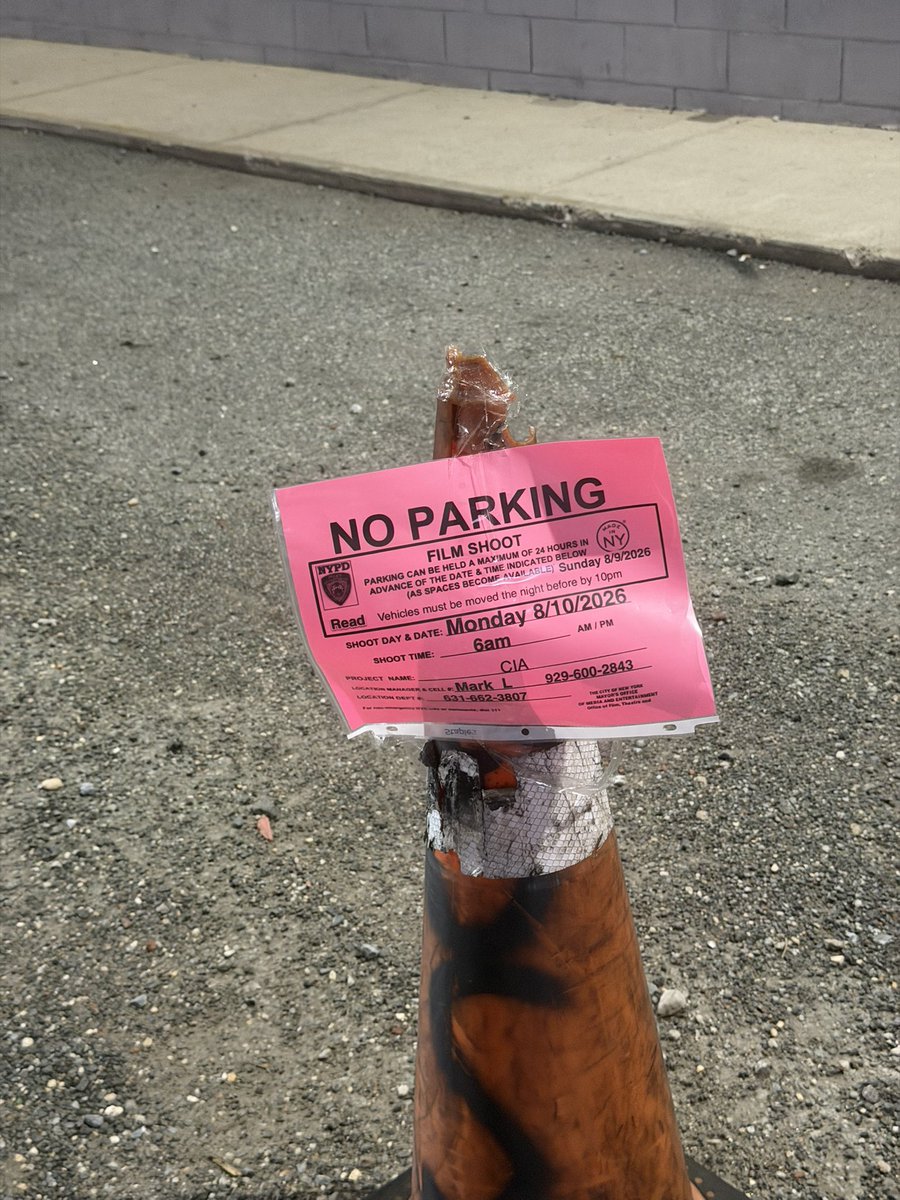 iSeenThatToo's tweet photo. @olv “CIA” monitor street between greenpoint &amp; Norman ave. https://t.co/5Sc6HtcIRr