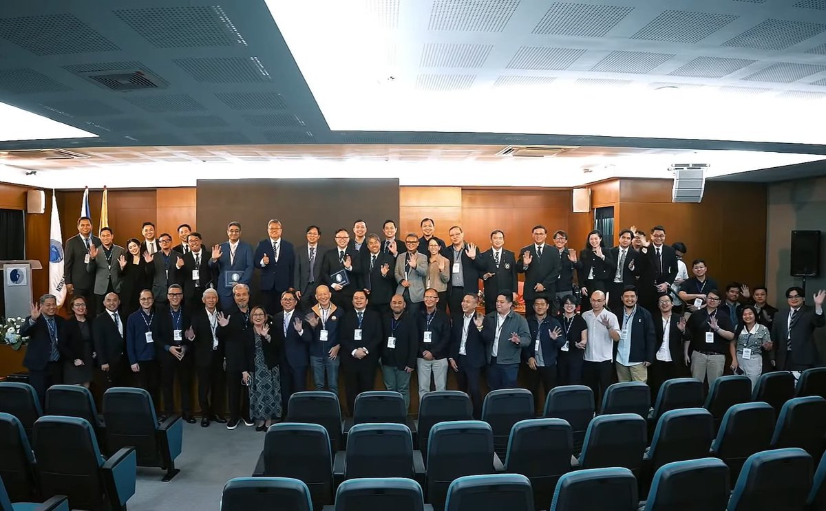 doc_sarvajit's tweet photo. A big 🙏 to @MonetteBragais for the kind invitation and warm hospitality at #NKTI Philippines.
Gr8 to see the enthusiasm for #AEEP amongst the Uro community.
Glad to have contributed to the excellent #PLANE workshop. Brilliant exchange of ideas @iamdockarl #Urosome #AUSET https://t.co/TdVEUcCcUt