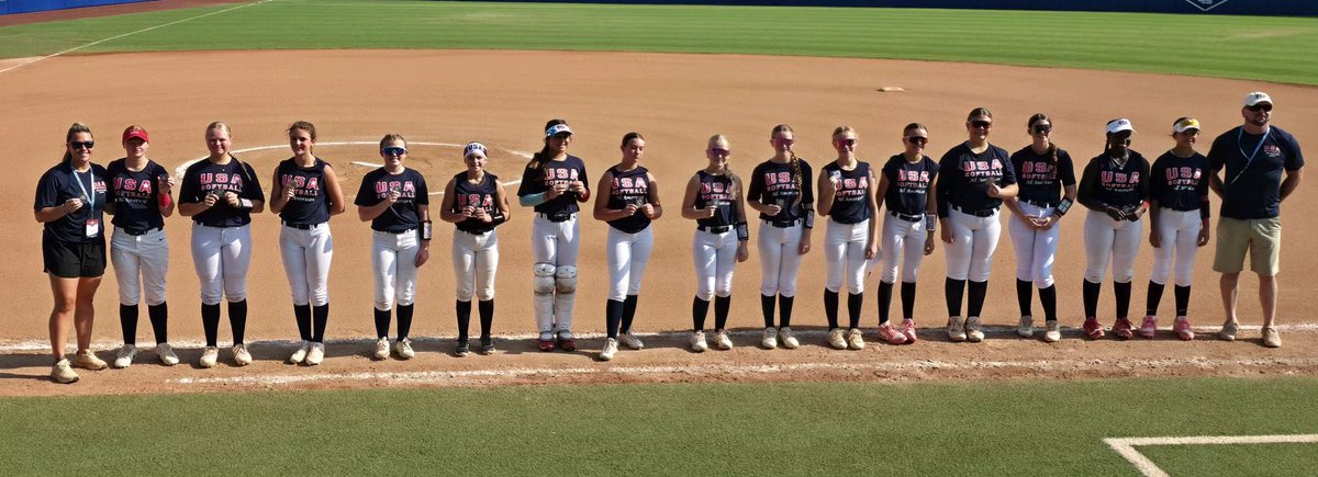 BrooklynHart42's tweet photo. Thank you @USASoftball for a great AAGs experience. I had such a great experience getting to play with new people. As well as, getting to see some former teammates and meeting new current teammates. @topgun_skim @LineDsoftball @ExtraInningSB @SBRRetweets @IHartFastpitch https://t.co/IArK8oijBy