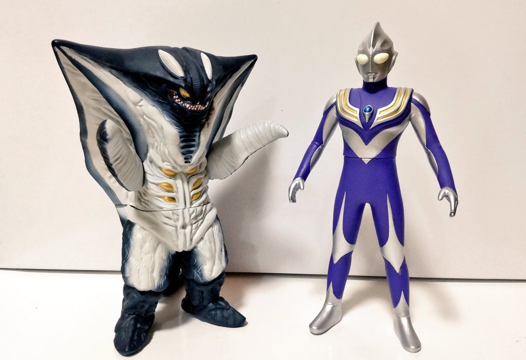 復刻版に特撰と、今ソフビ展開が熱い #ウルトラマンティガ ✨ 中国では