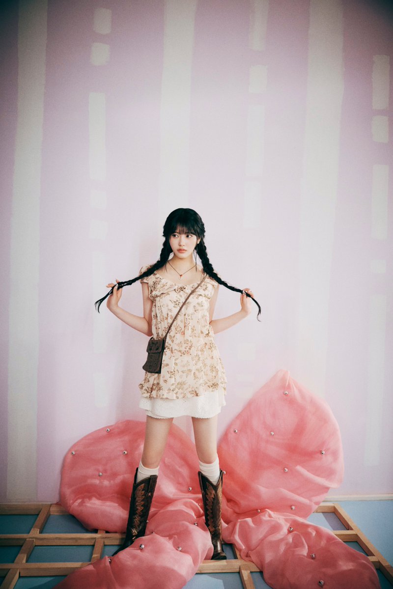 izna_offcl_jp's tweet photo. Concept Photo
KOKO

izna JAPAN 1st MINI ALBUM
『HANDLE WITH CARE』
2026.09.02 Release

💿Pre-add/Pre-save
https://t.co/6Z5J7dFijU

#izna
#KOKO #ココ
#izna_JAPANDEBUT 
#HANDLEWITHCARE #izna_HANDLEWITHCARE https://t.co/HLihkvfVg3