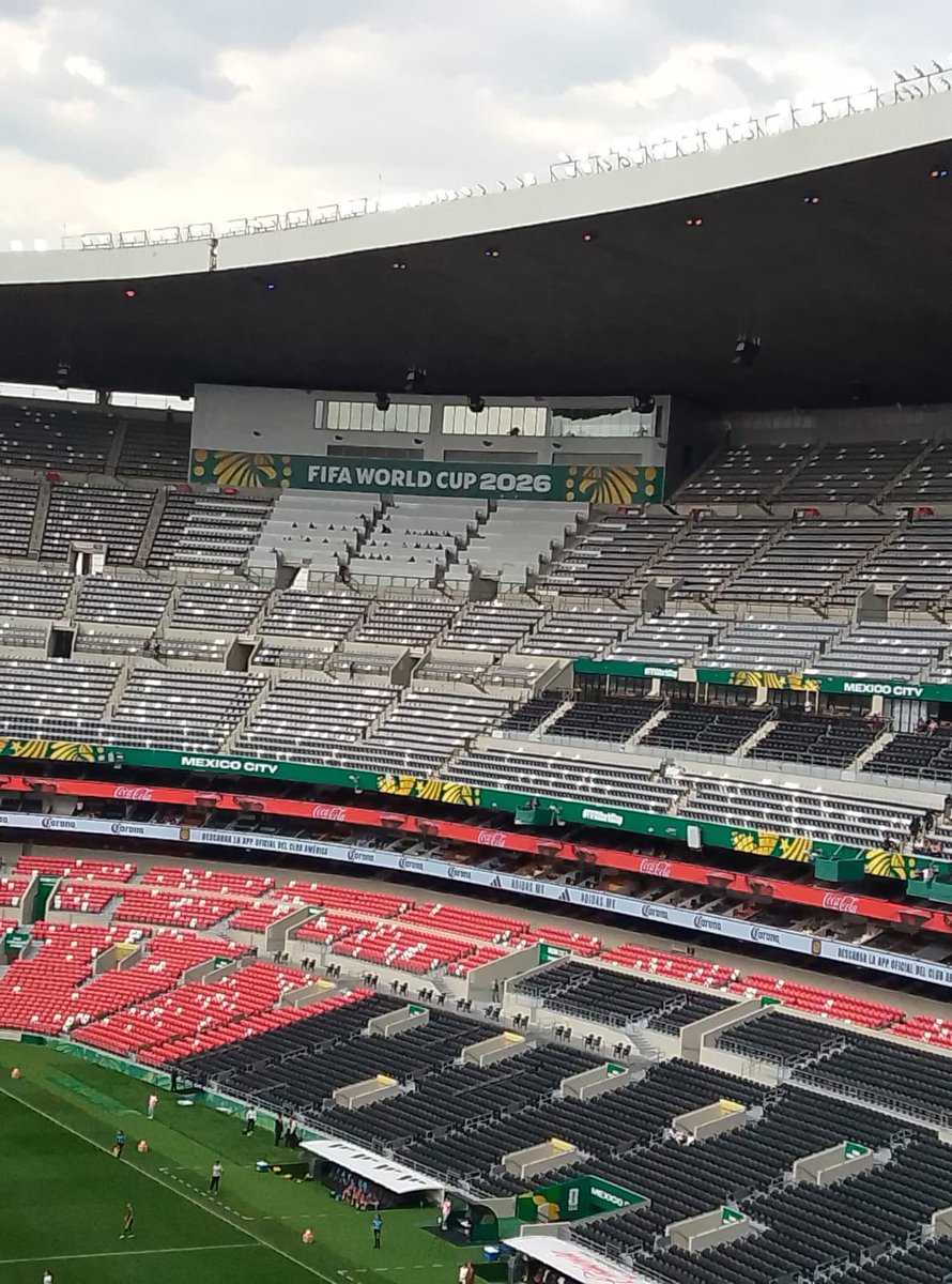 palaciosroo17's tweet photo. El Azteca https://t.co/tjG0TpcLkx