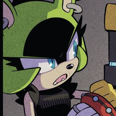 aelectrictenrec's tweet photo. @3ShadowHedgehog Says the guy that’s literally a dark copy of the blue prick https://t.co/U9K7GDi4aN