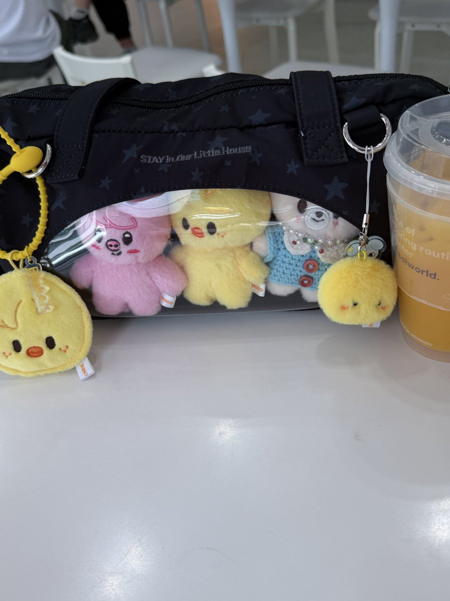 liarabou's tweet photo. 팝업 대기 기다리는 중~
용복아~ 바로 찾아와줘 ㅠㅠ https://t.co/u5YcBOl7zO
