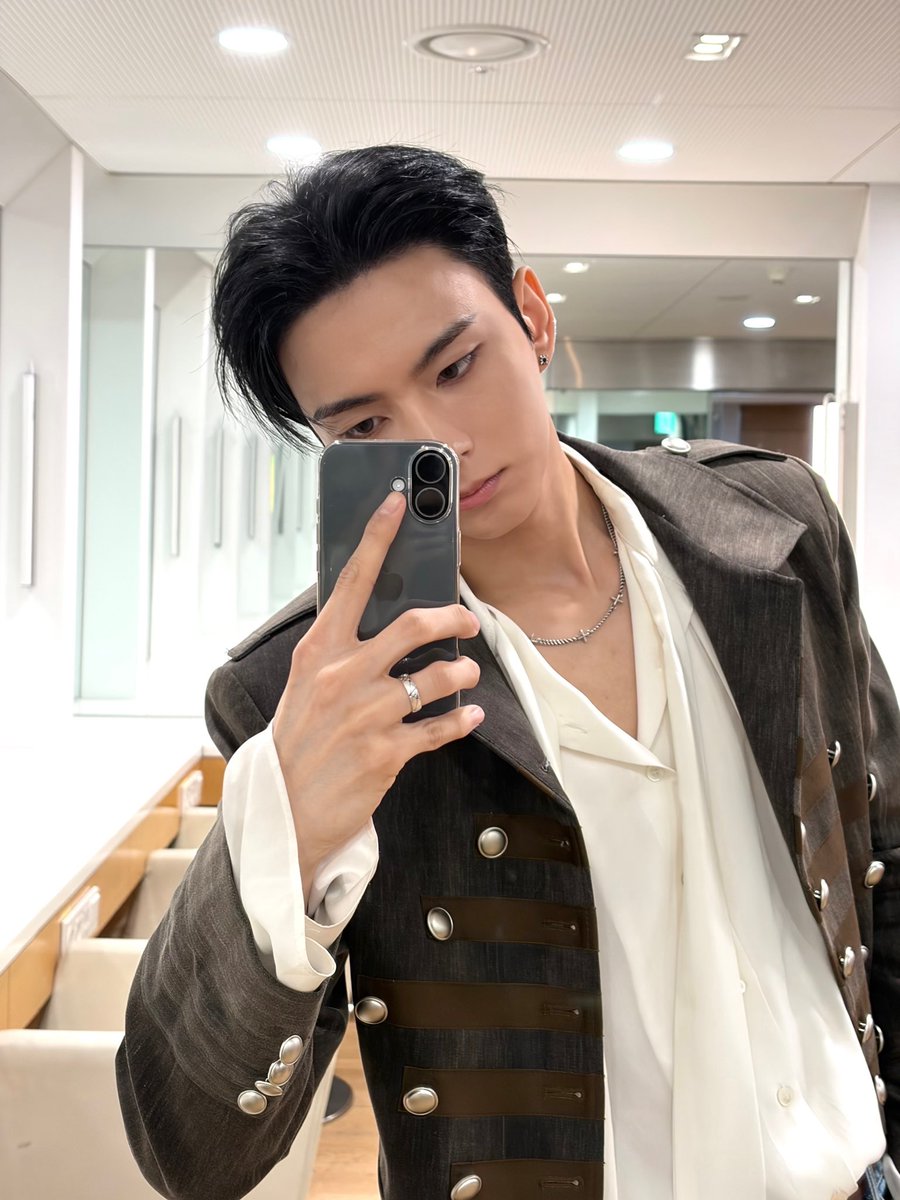 odeethelobster's tweet photo. 오승민 X나 좋아서 개억빠하고싶어짐 
어떻게 이름부터가 오.드? ㅈㄴ카리스마있어 https://t.co/9sFyCBIU5a