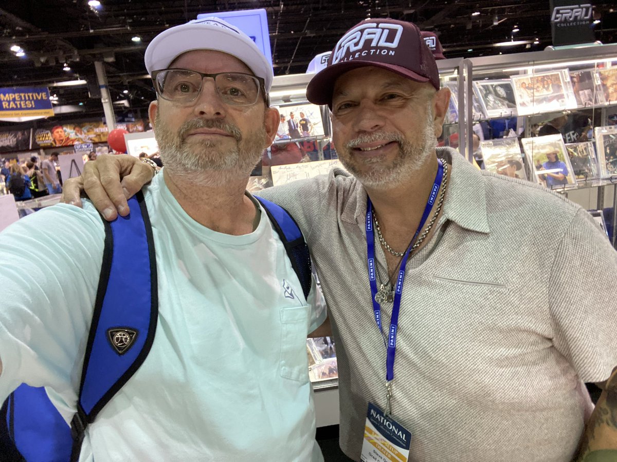 SpennyDooDah's tweet photo. @Steve_Grad thanks for taking a few minutes to catch up and talk autographs at the National.  See ya next year!! https://t.co/uOAeMbfj82