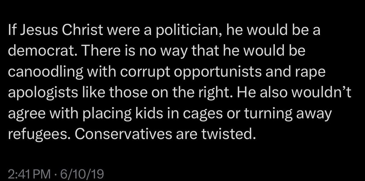 resistingflocks's tweet photo. Bitch, you dumb 😭😭😭 https://t.co/svF49cyA0B