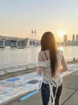 guma02_'s tweet photo. 넘 더워.. #일상 #근황 #광안리해수욕장 https://t.co/ZS9P1vxj2N