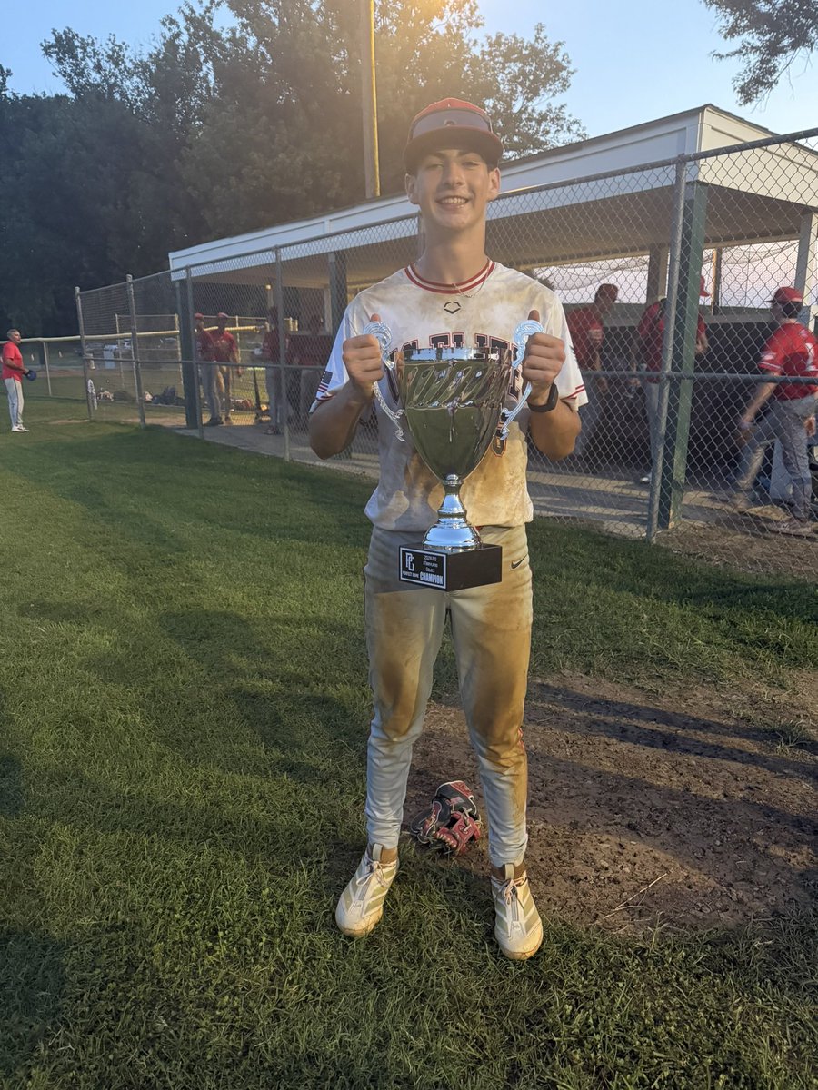 evan_lessler's tweet photo. Had a good weekend with US Elite Baseball 2028, hitting the ball well and winning the championship!!! #uncommitted #baseball https://t.co/aIdJRis7nP