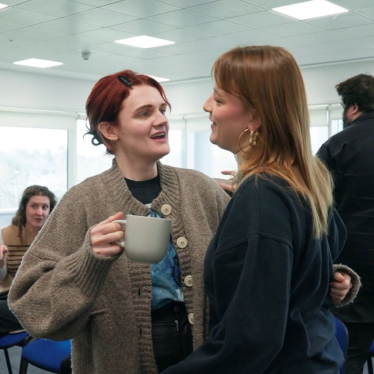 bestofphia's tweet photo. phia saban and gayle rankin https://t.co/gvFS07u6I1