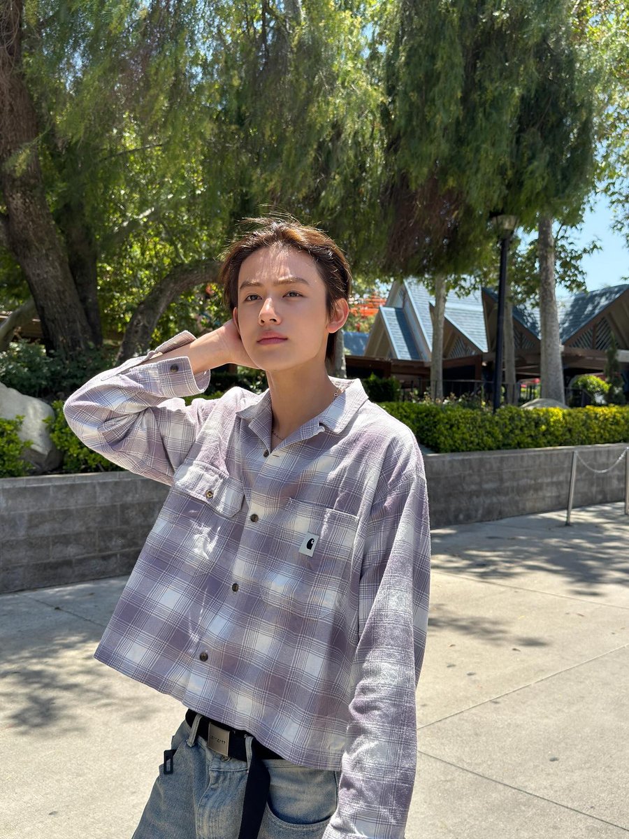 seonghyeonpost's tweet photo. #SEONGHYEON #성현 https://t.co/2Rwhh17oR3