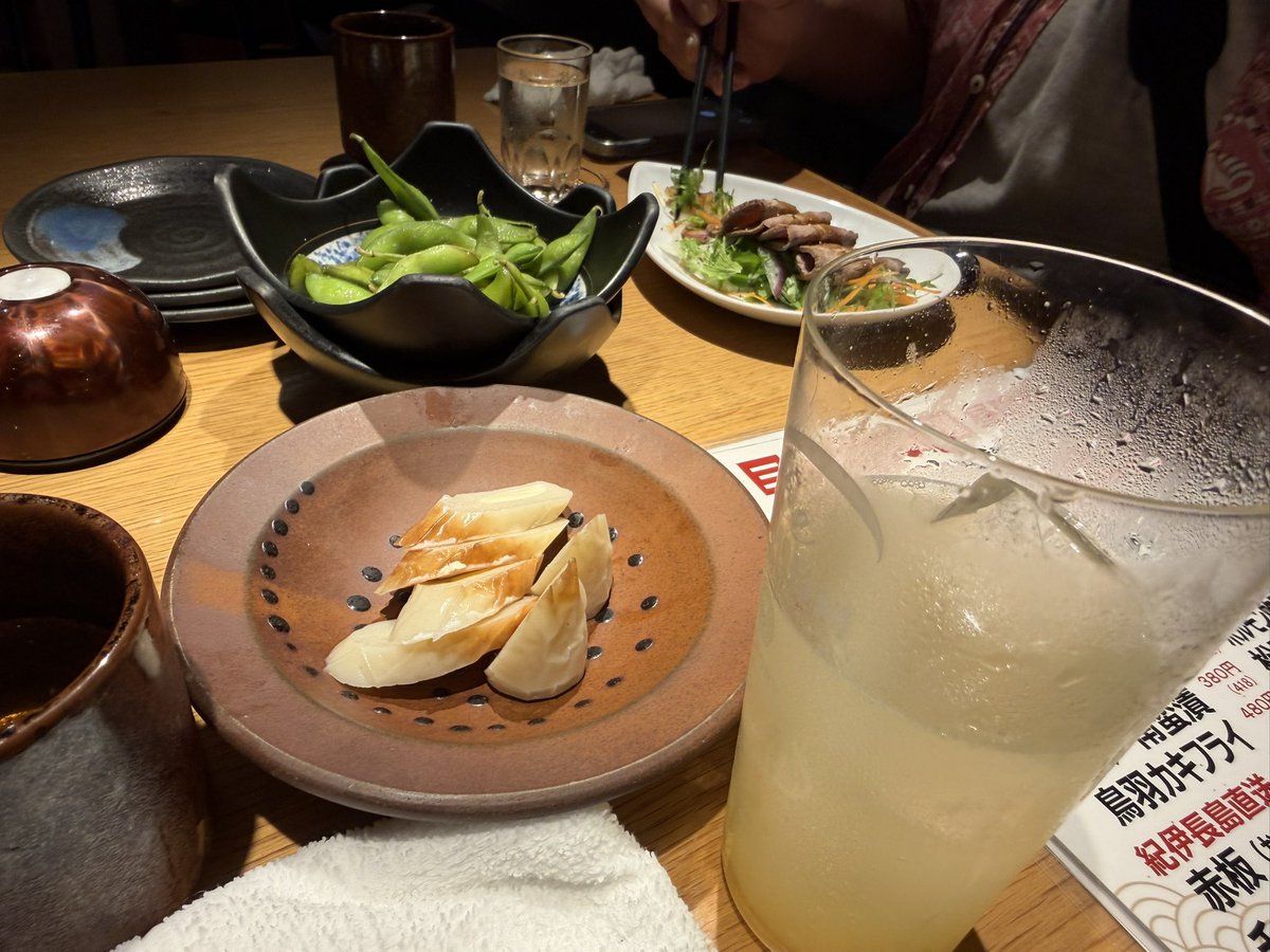 ShinGyabu's tweet photo. 会社の人とハシゴ酒〜 https://t.co/Kdv2IRpX9Q