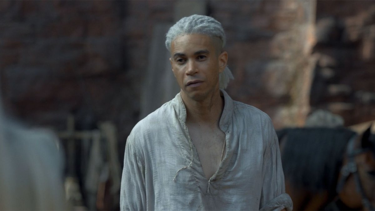 bearssegi's tweet photo. «He has his father's nose» —King Viserys I Targaryen
#houseofthedragon #hotd https://t.co/DrppsrB1IT