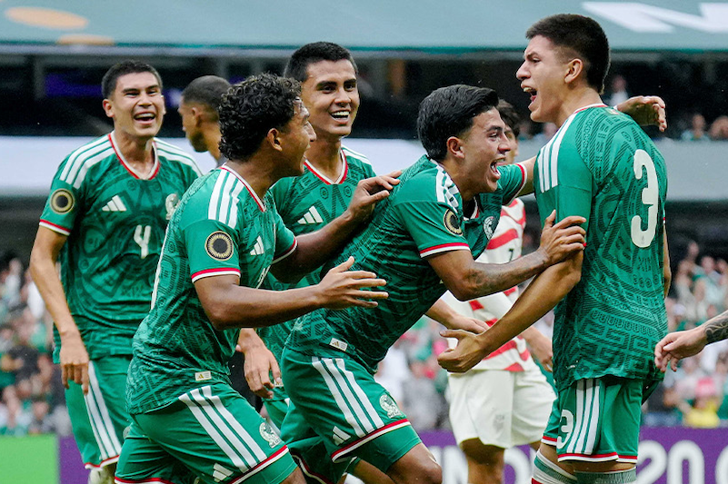 lacapital2006's tweet photo. México ganó el Campeonato Sub-20 de la Concacaf https://t.co/mnMrb5iBBl #MéxicoCampeón #CampeonatoSub20 #Concacaf #HugoCamberos #BalónDeOro #BotaDeOro #CristoNavarrete #GuanteDeOro #FairPlay #Tampico #CdVictoria #Pachuca #Monterrey #SLP #Toluca #Coahuila #Puebla #Tamaulipas #Querétaro #Tijuana #Aguascalientes #Guadalajara #CDMX #México