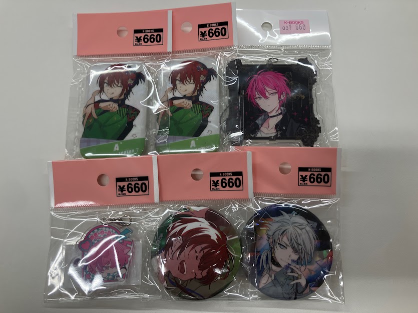 入荷情報】 「ディアヴォーカリスト」缶バッジやポストカード