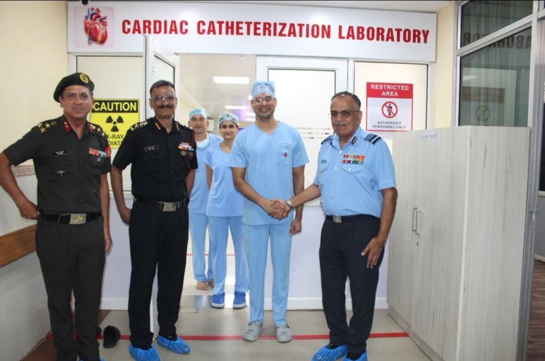 PRODefRjsthn's tweet photo. Strengthening Medical Readiness. Enhancing Operational Resilience.
🇮🇳⚔️🏥
DGMS (IAF) Air Mshl Sandeep Thareja reviewed the medical plans, infrastructure & operational readiness of Medical Support Elements in #SouthWesternCommand, #Jaipur Military Station ,ensuring seamless alignment with frontline operational requirements.
During his visit to #MilitaryStationJaipur, he inspected military healthcare facilities, commended the medical teams for their exemplary service & emphasised continuous excellence, interoperability & seamless #TriServices synergy.
He also interacted with Lt Gen Mohit Malhotra, #ArmyCommander, #SaptaShaktiCommand, reaffirming the commitment towards integrated medical support, enhanced jointness & mission-ready healthcare.
Ready to Heal. 🧑⚕️
Ready to Support. 🤝
Ready for Operations.🇮🇳⚔️🪖
#IndianArmy
#IndianAirForce
#Jointness
#MilitaryHealthcare #OperationalReadiness
@SWComd_IA
@adgpi
@HQ_IDS_India
@SpokespersonMoD