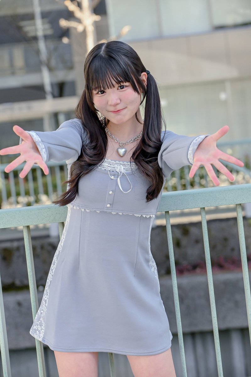 FW2111Japan's tweet photo. 本日8/10は #ハートの日
ハート♡のアクセサリーが
とってもよく似合う　#嶋村愛可 さん
歌も上手でアイドル女優の彼女は
めちゃフレンドリーでファンサ最高！
話をすると時間を忘れる楽しさですよ！
毎日配信しているのでぜひ✨
@Heartaika_boso  #BOSO娘
#東京海月　#可愛い愛可 https://t.co/DiihRMPDHu