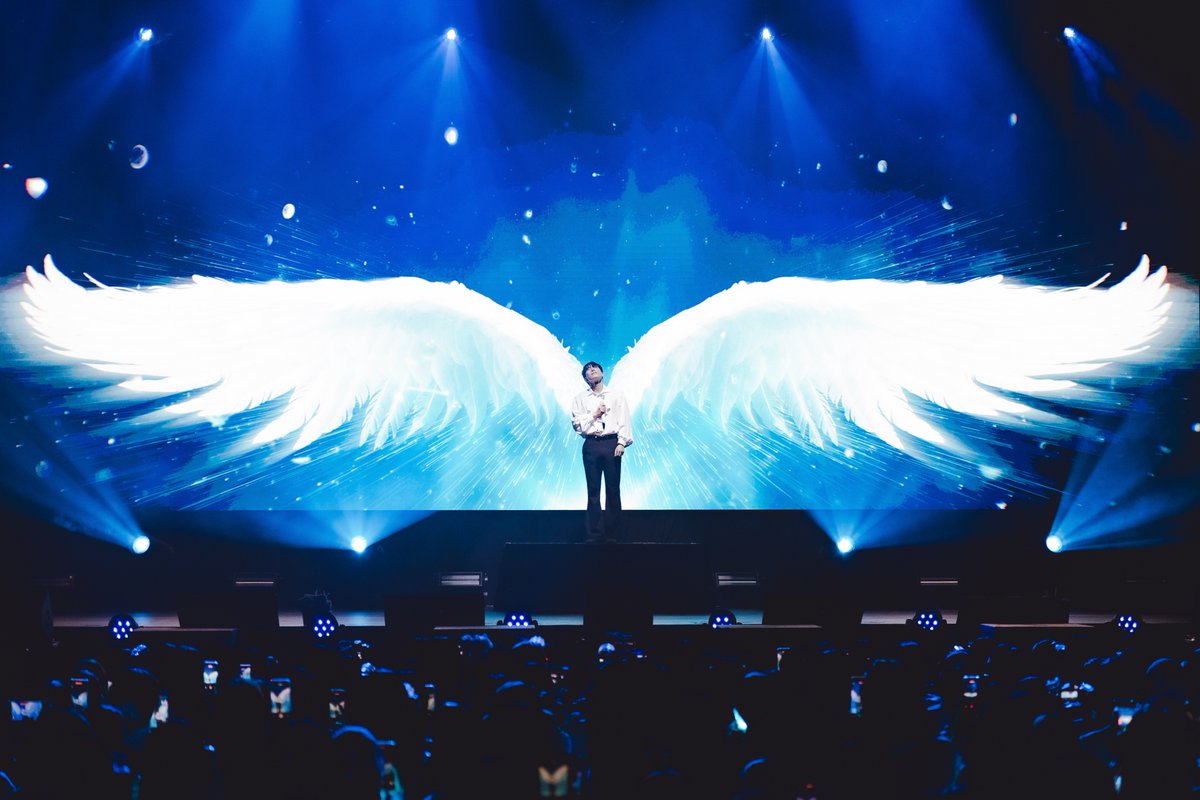 kbsworld_enter's tweet photo. 비투비 서은광, 데뷔 13년만에 홍콩 첫 단독 콘서트 ‘My Page’ 대성황...아시아 티켓 파워 증명

데뷔 첫 단독 콘서트 비투비 서은광, “함께 울고 웃은 시간 영원히 간직할 것”

서은광, 홍콩 단독 콘서트 성료...신곡 ‘Feel Alive’ 첫 라이브→현지 특급 커버곡 무대 열광

[사진 제공 = 비투비컴퍼니]

#서은광 #비투비 #BTOB #SEOEUNKWANG