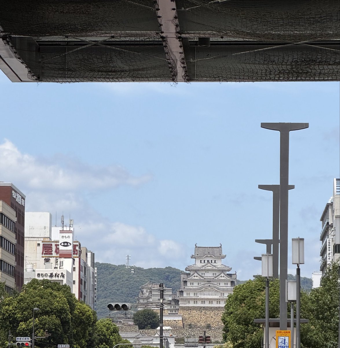 KF480718's tweet photo. お昼は姫路駅でまねきのえきそば
ご馳走さまでした
#姫路駅
#まねきのえきそば https://t.co/3P7PjQqiEO