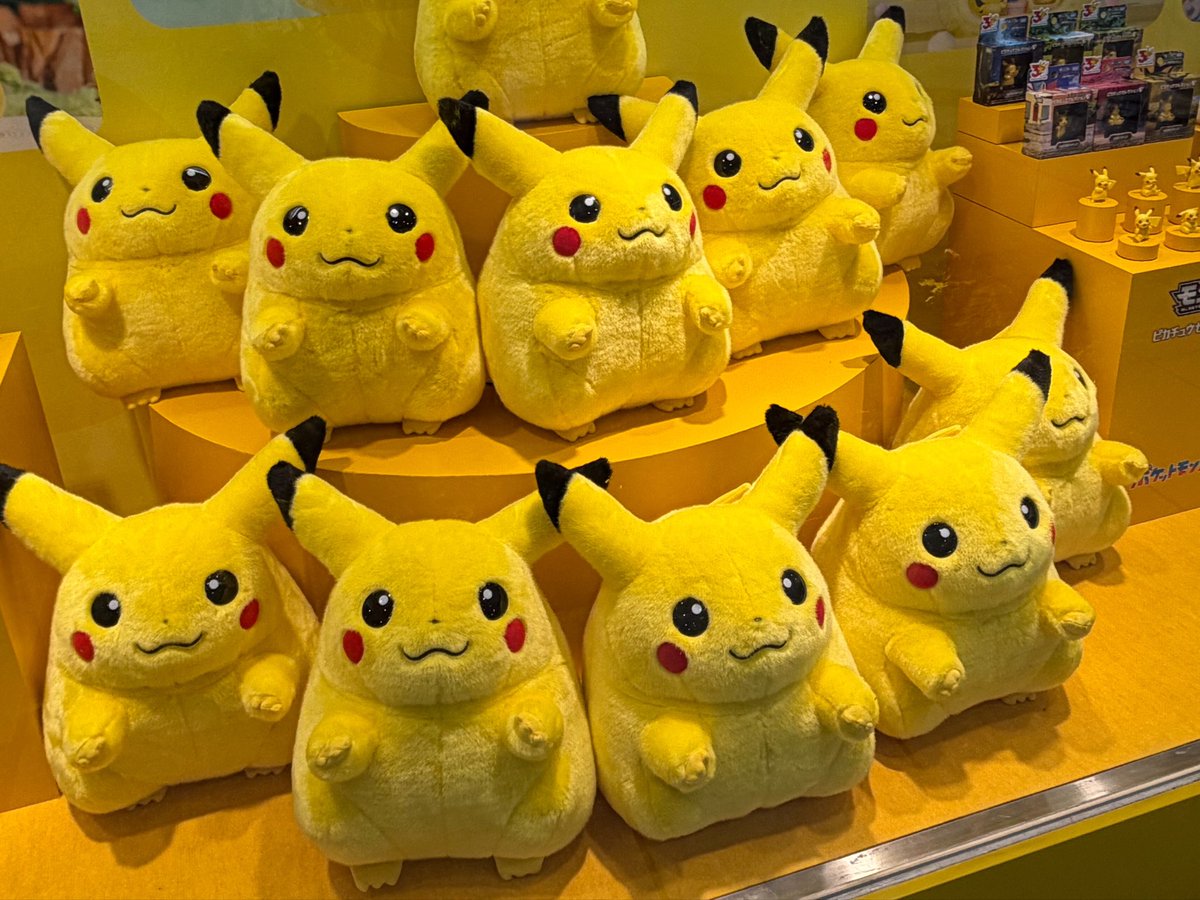 roshitachihi's tweet photo. ピ、ピカ〜〜⚡️ https://t.co/ZtbvZRwKjK