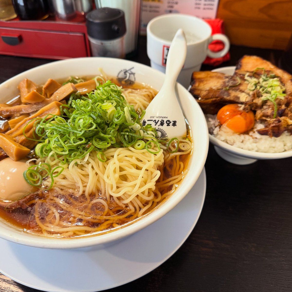 pam01438's tweet photo. まるぎん二号
葱ころ
チャー玉丼 https://t.co/dsA0YAm7mQ