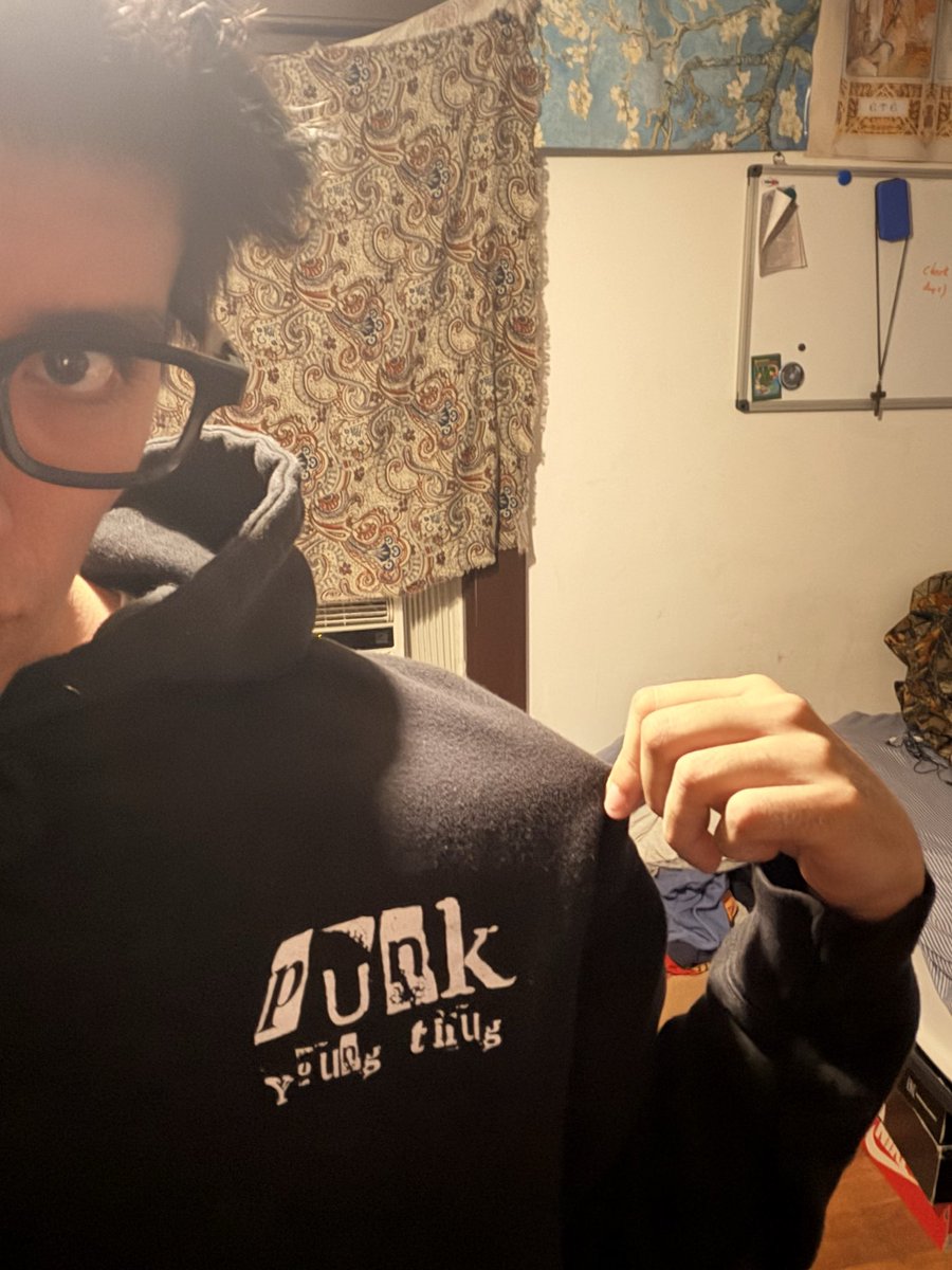 devilm4ycrie's tweet photo. https://t.co/Y887lMjCsC