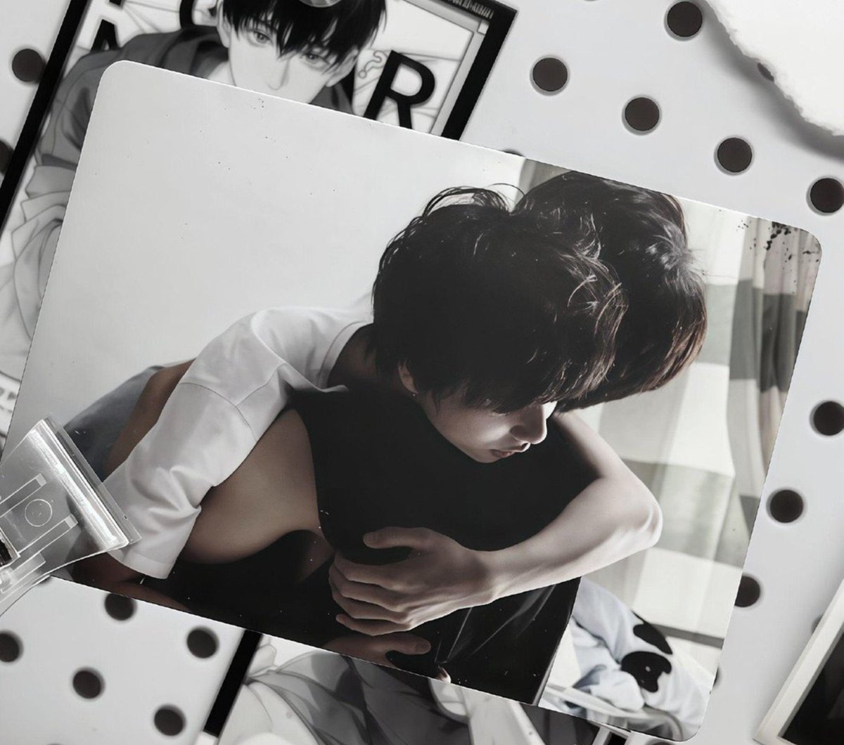 aylio_szst's tweet photo. FENGCHEN HUG!! WHAT IF WE ALL JUST K!LL OURSELVES!!!!

#aylio https://t.co/KRTC3dPo3b