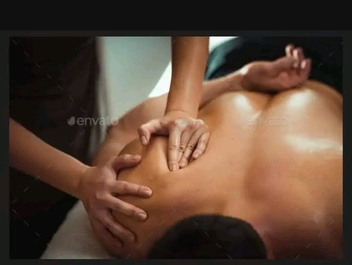 Starfvsb's tweet photo. Relax &amp; Recharge 🌿
Step away from the stress and gift your body the care it deserves. Enjoy a soothing massage that melts away tension, relaxes your muscles, and leaves you feeling refreshed and renewed.
✨ Calm vibes, soft touch, pure relaxation.
Book your session today. https://t.co/W9NxSssHrE