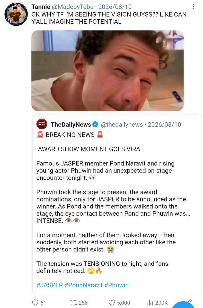 OmegaPhuwin12's tweet photo. A #PondPhuwin Socmed AU where famous JASPER member Pond Naravit and rising young actor Phuwin Tangsakyuen suddenly find themselves at the center of a new shipping frenzy after their unexpectedly intense encounter at an award show!! https://t.co/VuLrHttuRb