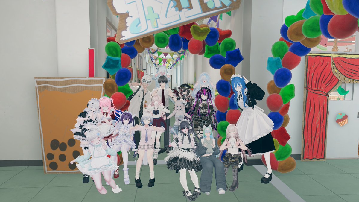 VR_rocca's tweet photo. 8/9 
#VRCみどり祭

フレンドと二人でいるときに当選！
呼ぶね！って移動中に「おれもあたりました」って連絡がきた（笑）
結果我々はひとまとめになり、新たに一組(おひとりさまだったらしいけど)呼ばれた
なんかいいっても楽しいんだから困っちゃう https://t.co/MPwrYbJTXi