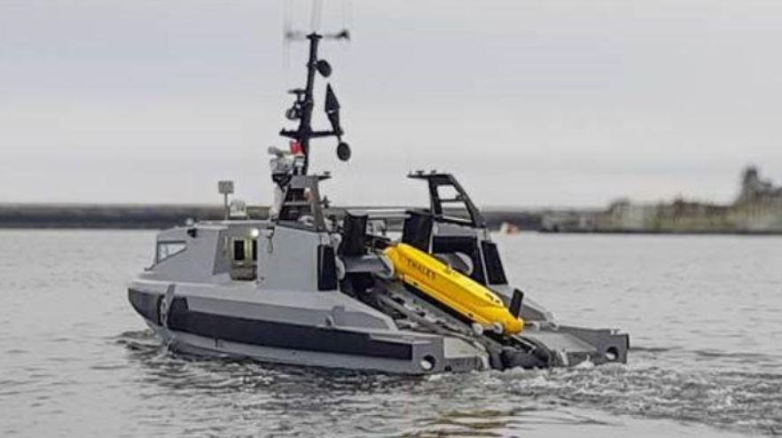 DefenseMirror's tweet photo. France Orders 12 Surface, Underwater Drones to Counter Naval Mine Threats::
https://t.co/i10X8lOV7t
#France #FrenchNavy #DGA #SLAMF #NavalDrones #MineWarfare #MaritimeSecurity #UnmannedSystems #UnderwaterDrones #DefenceNews #MilitaryTechnology #NavyModernization https://t.co/I3pplmnWts