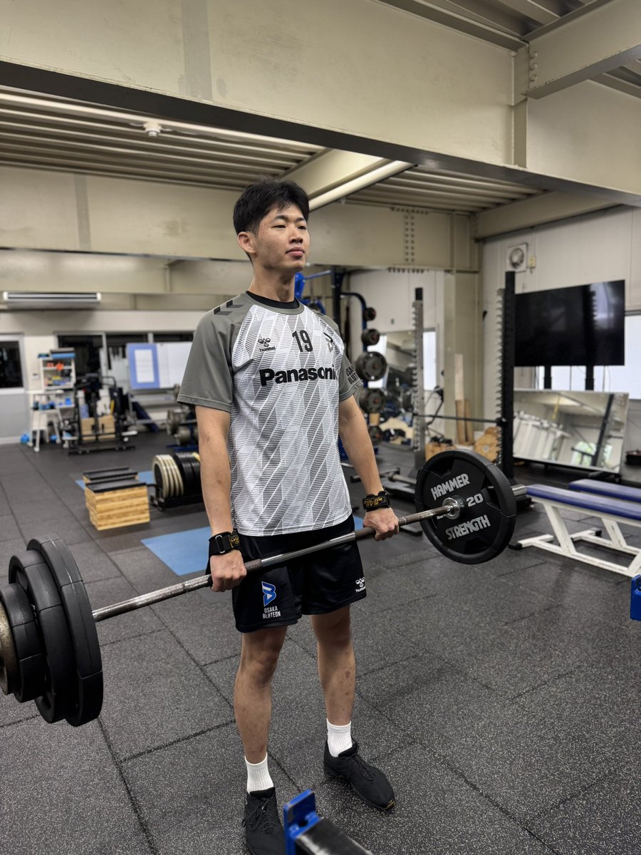 OSAKA__BLUTEON's tweet photo. 🔷ブルテオンクイズ🔷
正解は
A:笑っている
でした！
#西川馨太郎
#大阪ブルテオン
#OSAKABLUTEON https://t.co/LxJq0l3va1