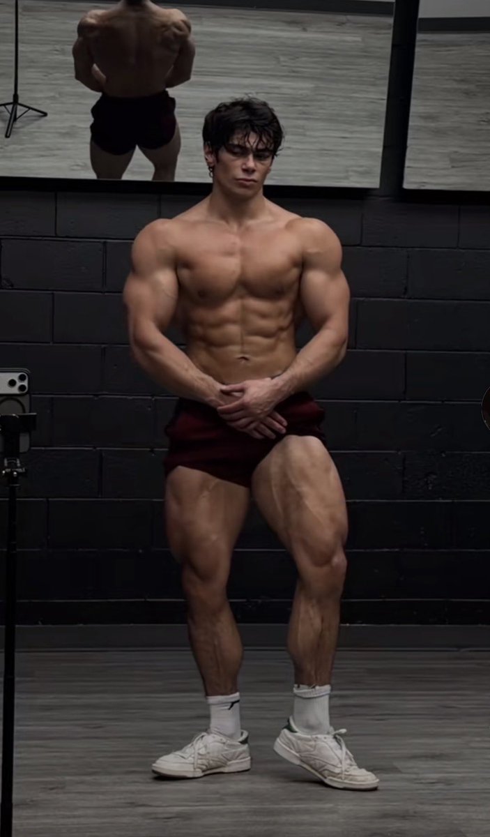 masterkentt's tweet photo. I never demanded a throne I became the man most men lack the discipline, confidence, and will to become. 👑💪🏻

You can admire from a distance or step closer and show your respect. Kneel where your devotion belongs. 🧎‍♂️ #AlphaMale #GodBody #DomEnergy #ObeyYourMaster #WorshipMe https://t.co/HZ0jKArHrB